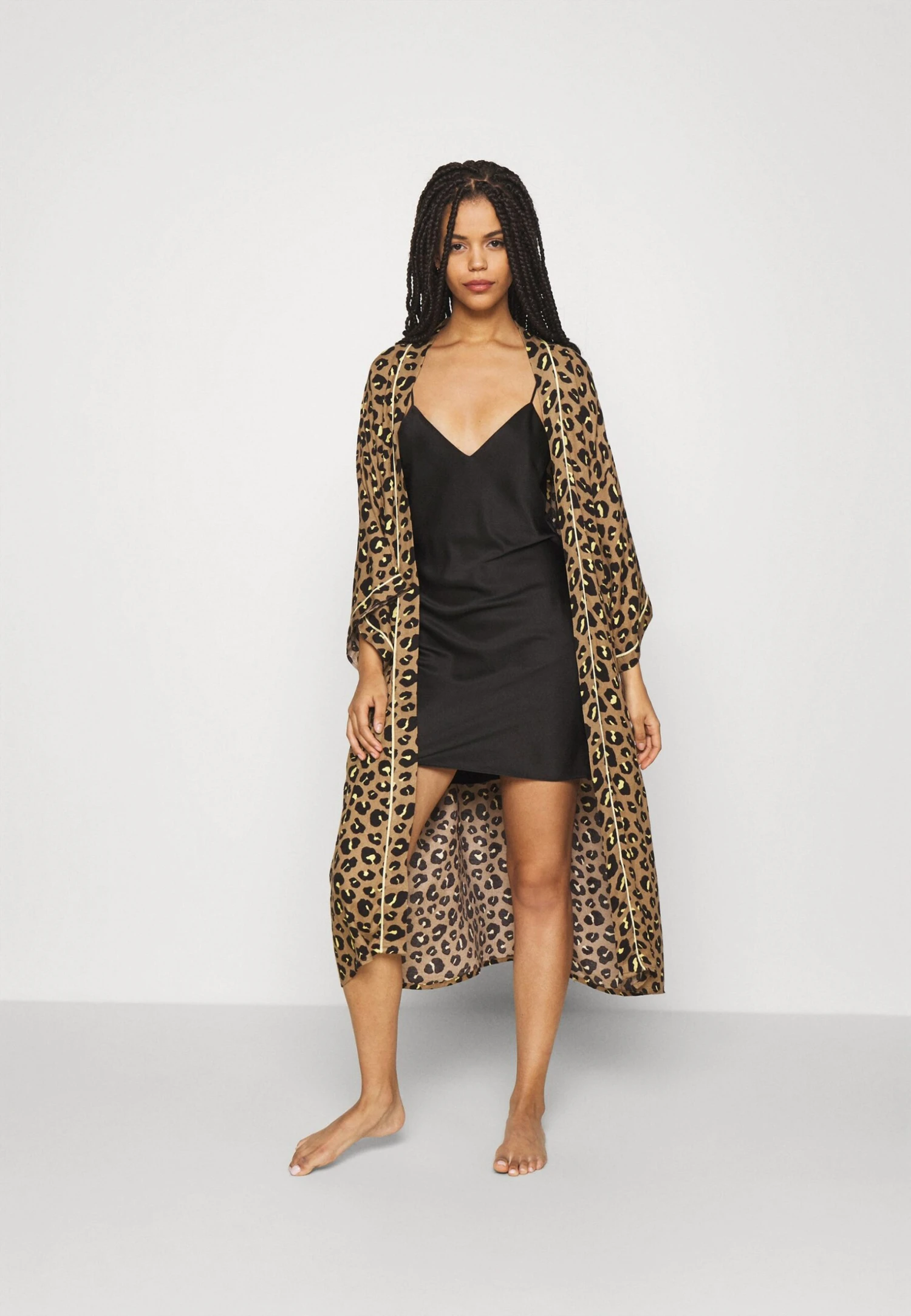 Anna Field Simple Satin Nightie - Nightie - Black - Image 2