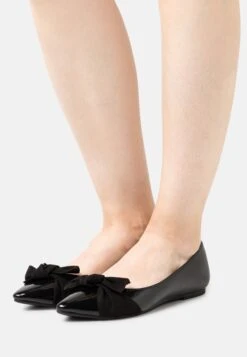 Ballet Pumps - Black