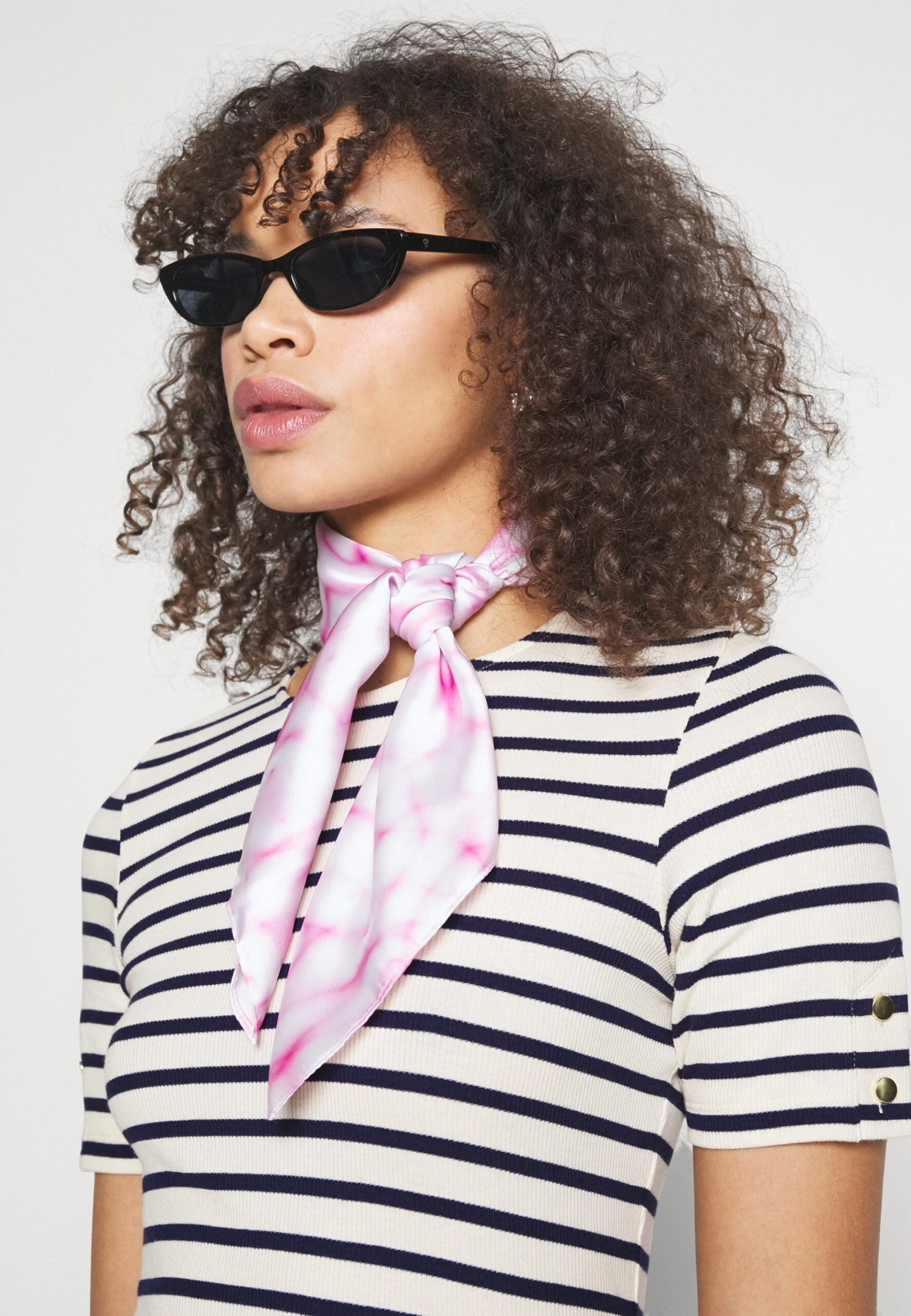 Print T-Shirt - Dark Blue/White - Image 4