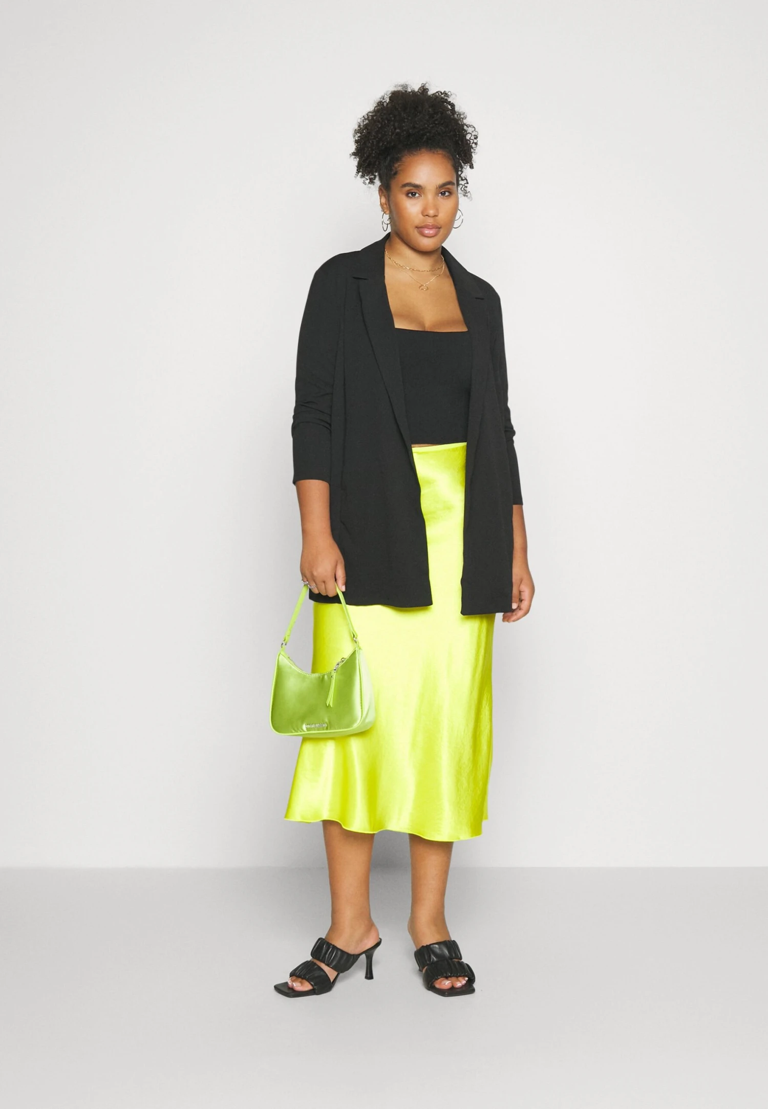 Short Coat - Black - Image 2