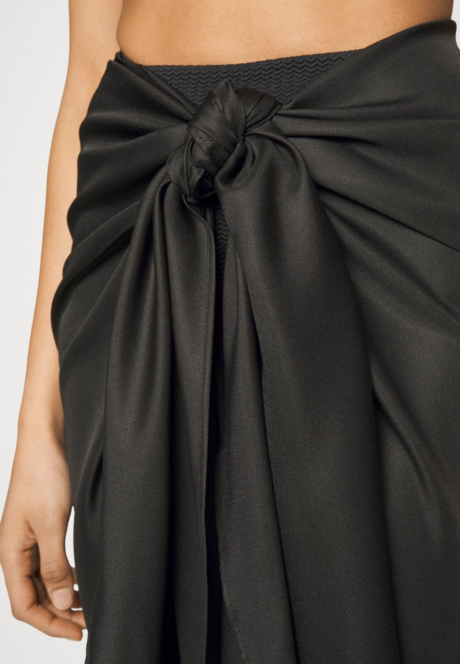 Anna Field Geo Print Sarong / 917 - Multi-Coloured - Wrap Skirt - 802 - Black - Image 5