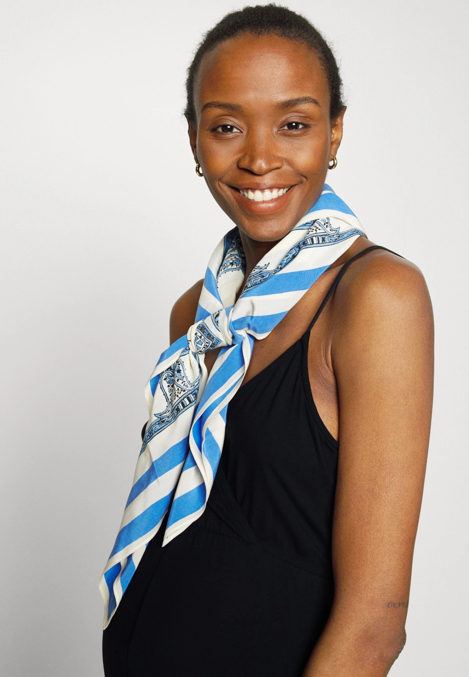 Strappy Drappy Cintered- Jumpsuit - Black - Image 4