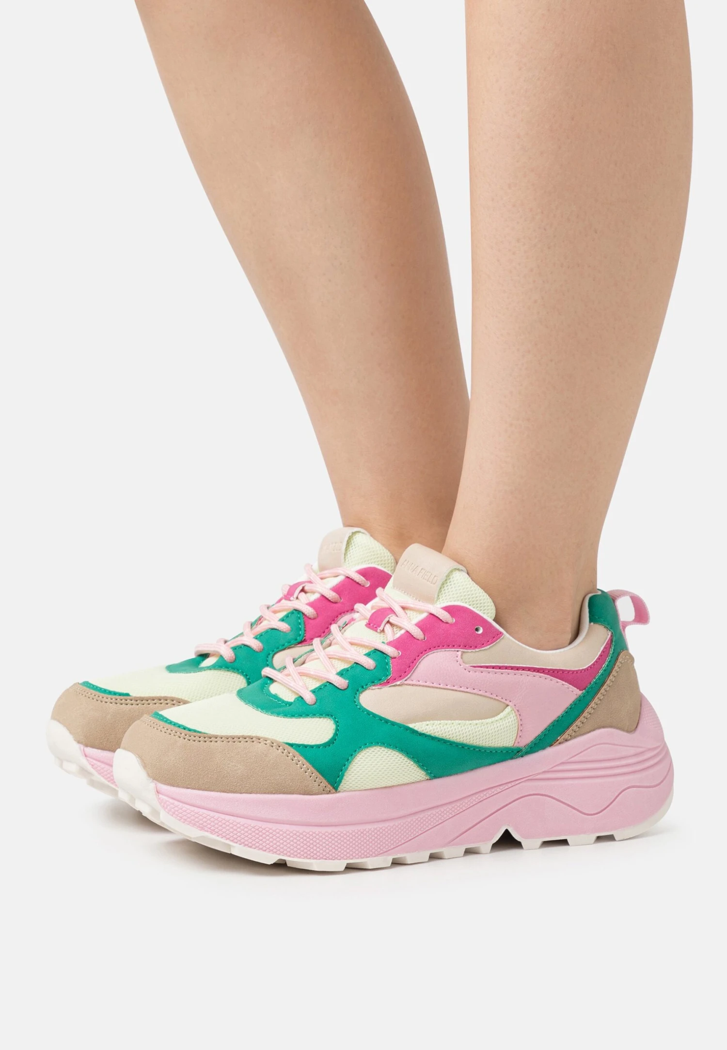 Trainers - Pink