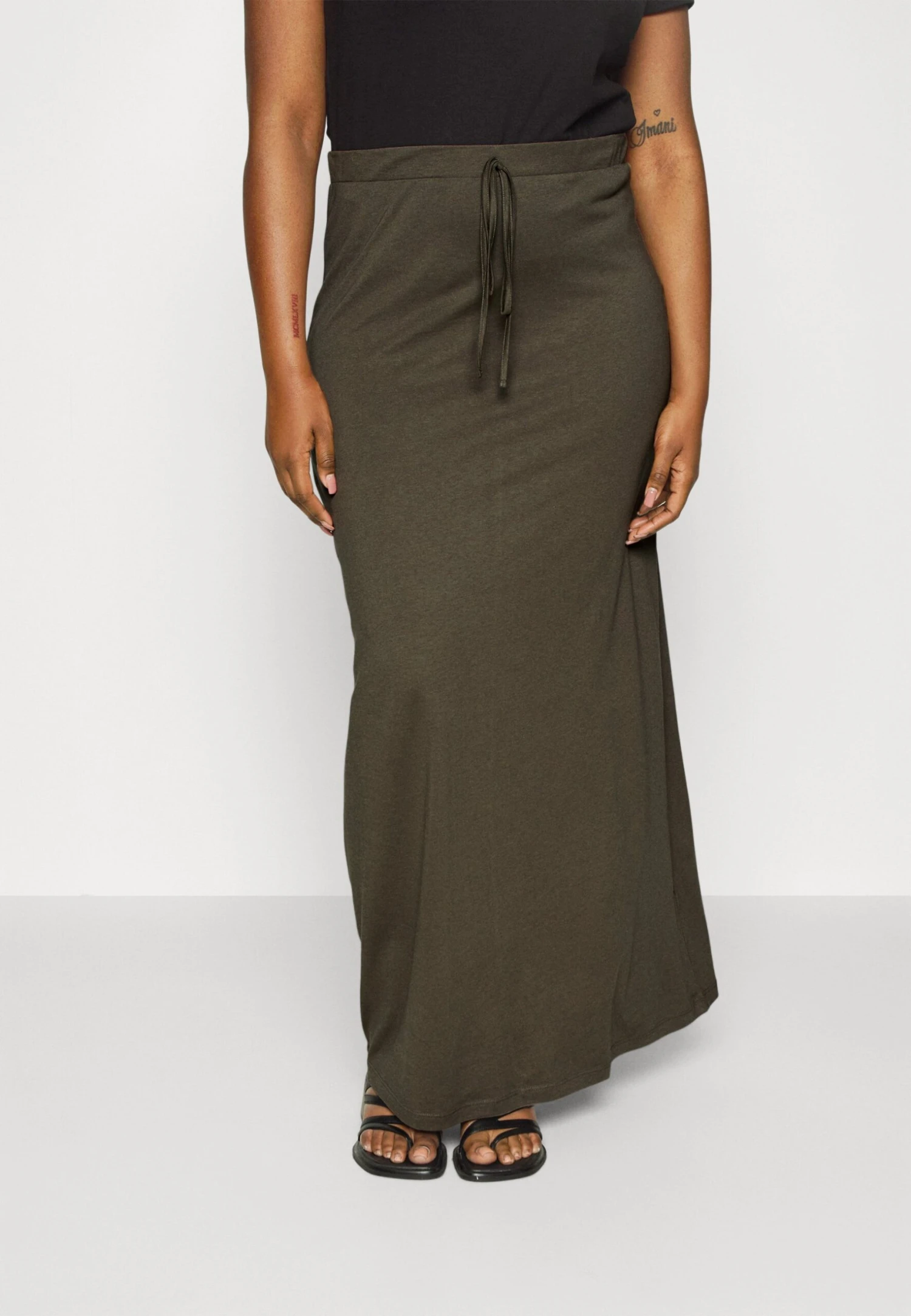 Drawstring Waistband - Maxi Skirt