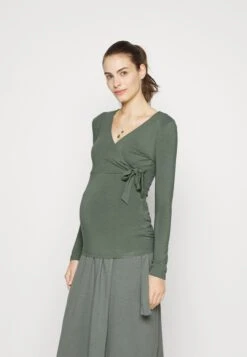 Long Sleeved Top -Light Green
