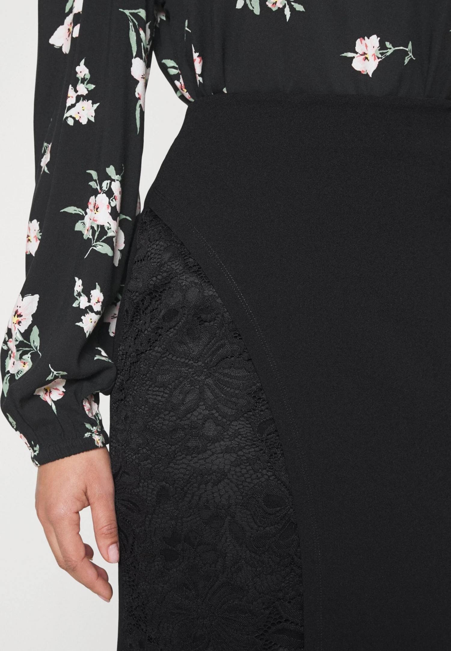 Panel Asymmetric - Mini Skirt - Image 5