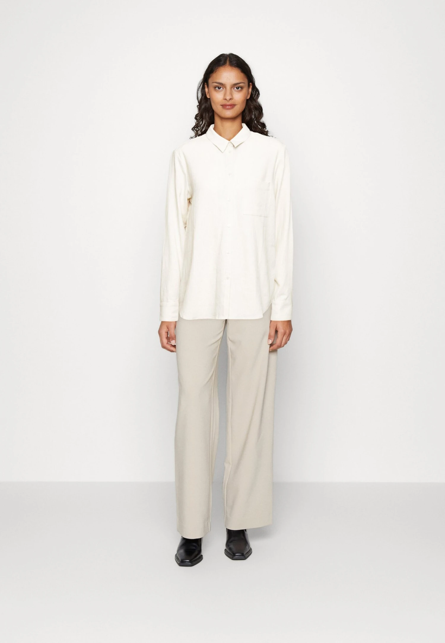 Anna Field Linen-Mix Button Down Blouse - Button-Down Blouse - Beige - Image 2